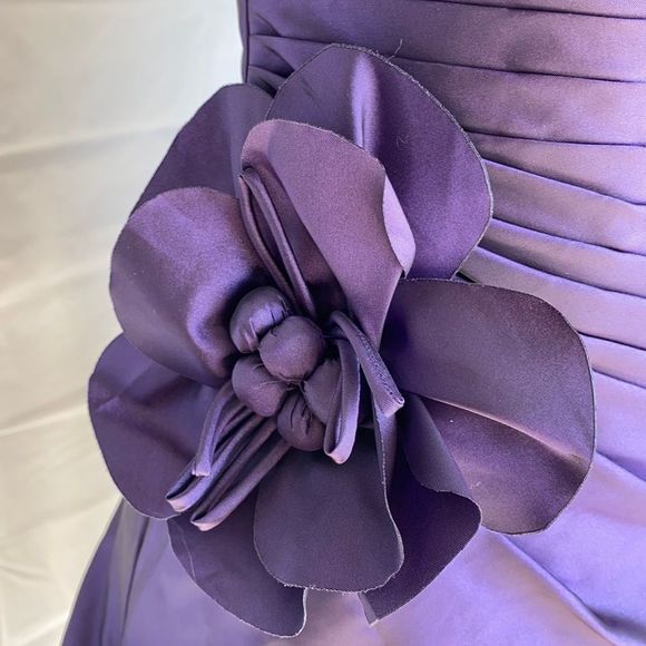 Mari Lee strapless purple prom dress size 3/4 - Picture 2 of 15